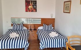 Apartamentos Nerjaluna
